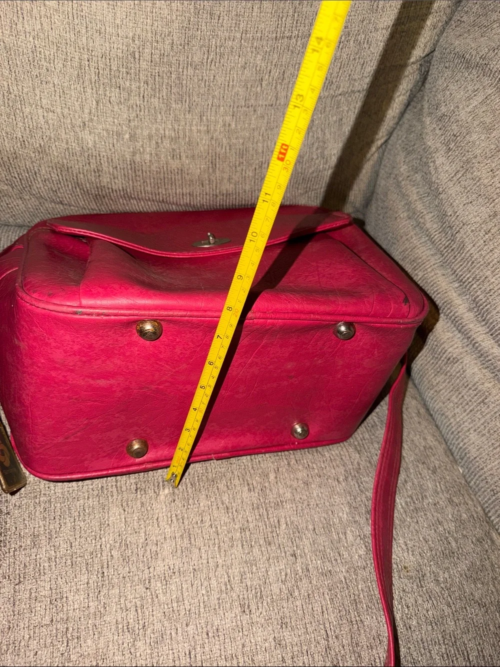 Vintage Leather Samsonite Royal Traveller Medalist in decent condition